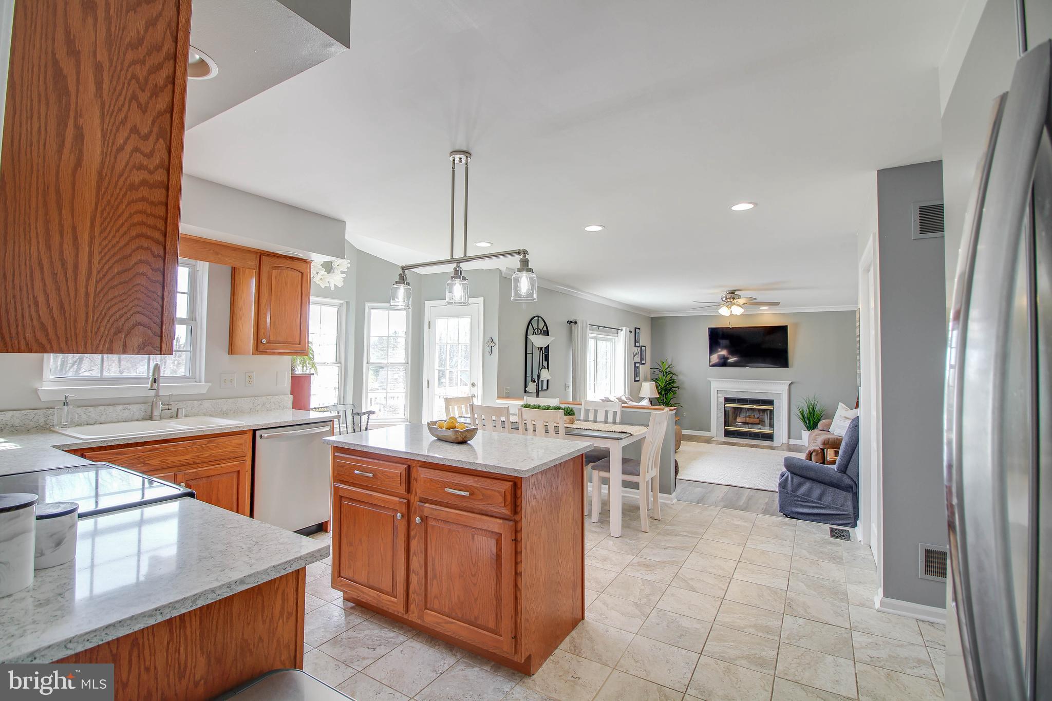 2989 Wheatfield Road Finksburg, MD 21048 - Photo 5 of 54 Kitchen with island