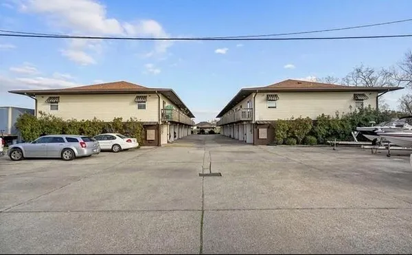 $89,000 | 4636 Pontchartrain Drive, Unit E, Slidell, LA 70458