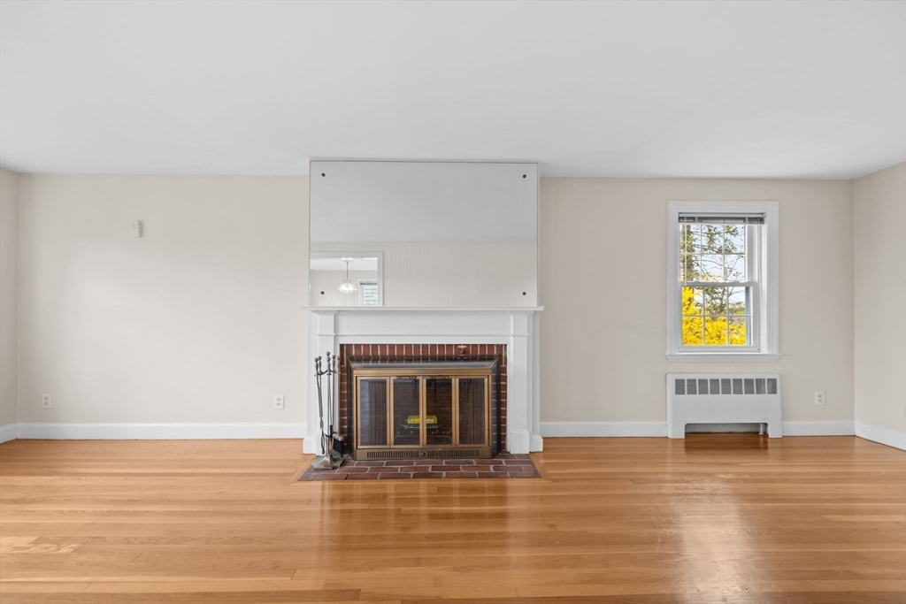 25 Boston Rock Road Melrose, MA 02176 - Photo 6 of 28 Gallery Image 6
