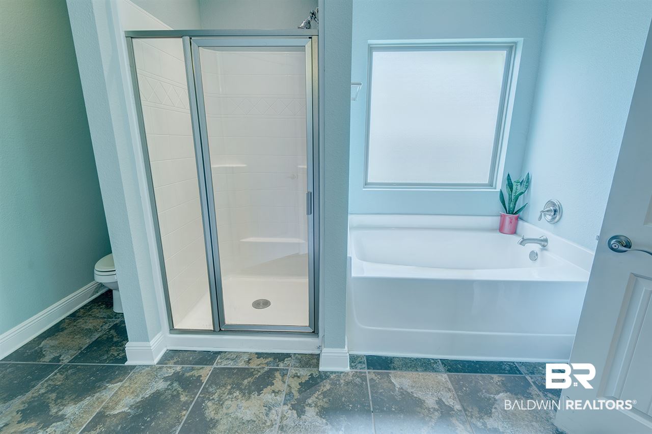 7023 Rocky Rd Loop Gulf Shores, AL 36542 - Photo 28 of 34 Large Shower
