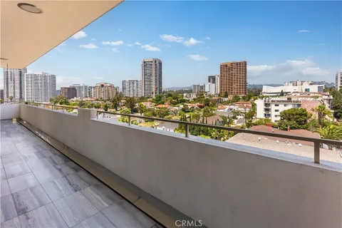 $1,500,000 | 1333 South Beverly Glen Boulevard, Unit 901, Los Angeles, CA 90024