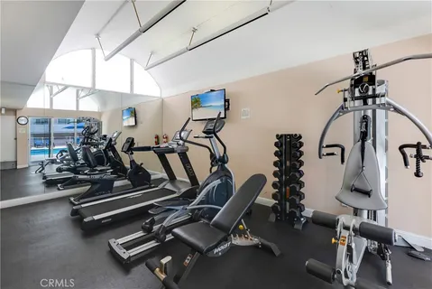 $1,500,000 | 1333 South Beverly Glen Boulevard, Unit 901, Los Angeles, CA 90024