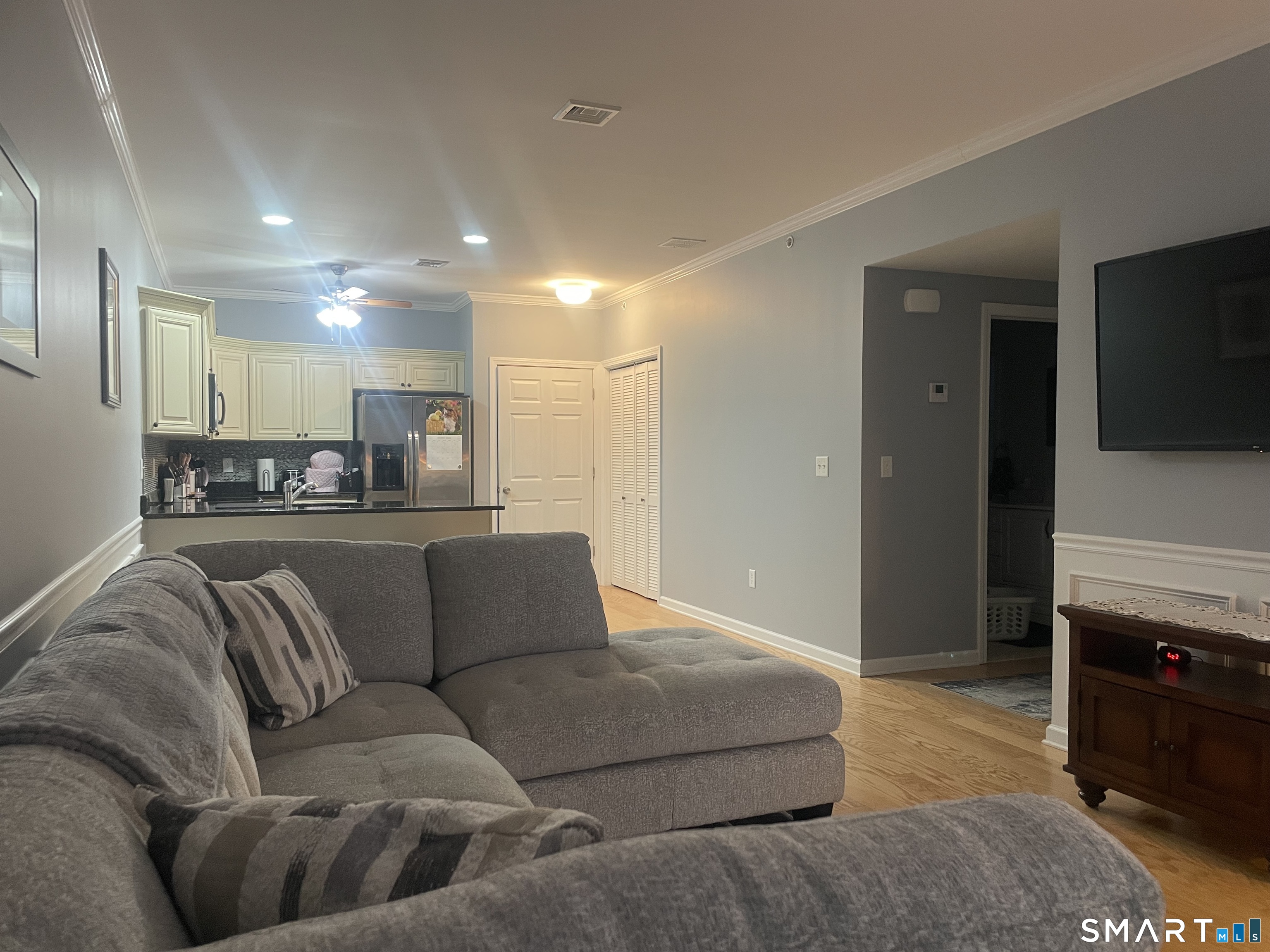 130 Meridian Street, Unit 301 Groton, CT 06340 - Photo 6 of 18