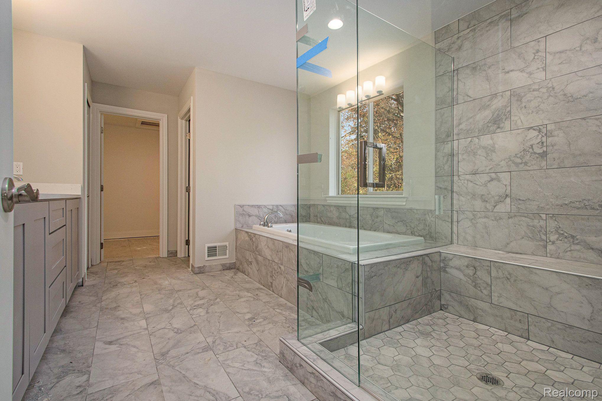 2926 Basil Drive Rochester, MI 48309 - Photo 10 of 12 Gallery Image 10