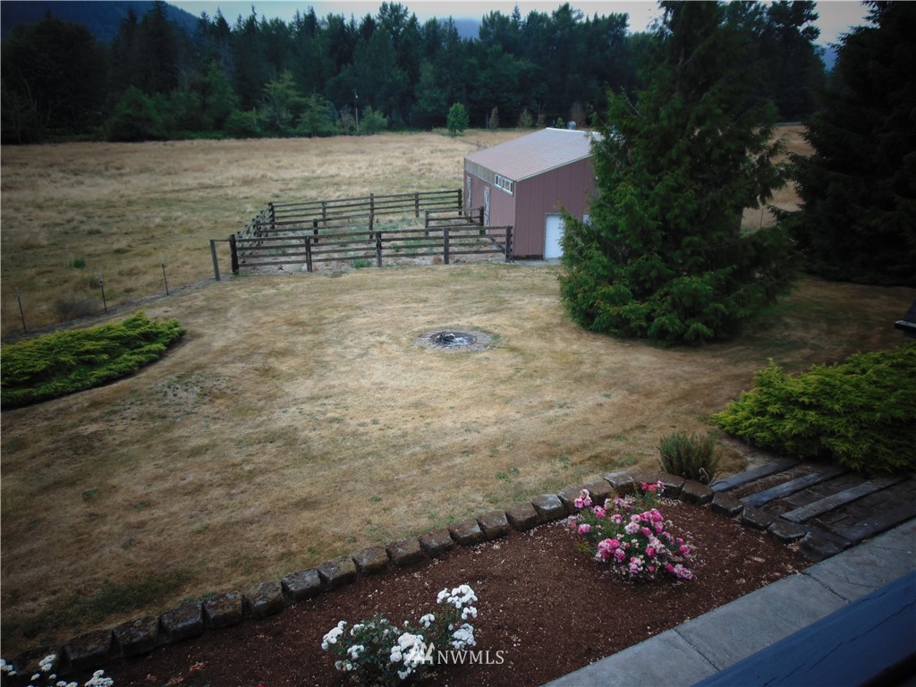 1266 Butler Creek Road Sedro-Woolley, WA 98284 - Photo 14 of 40