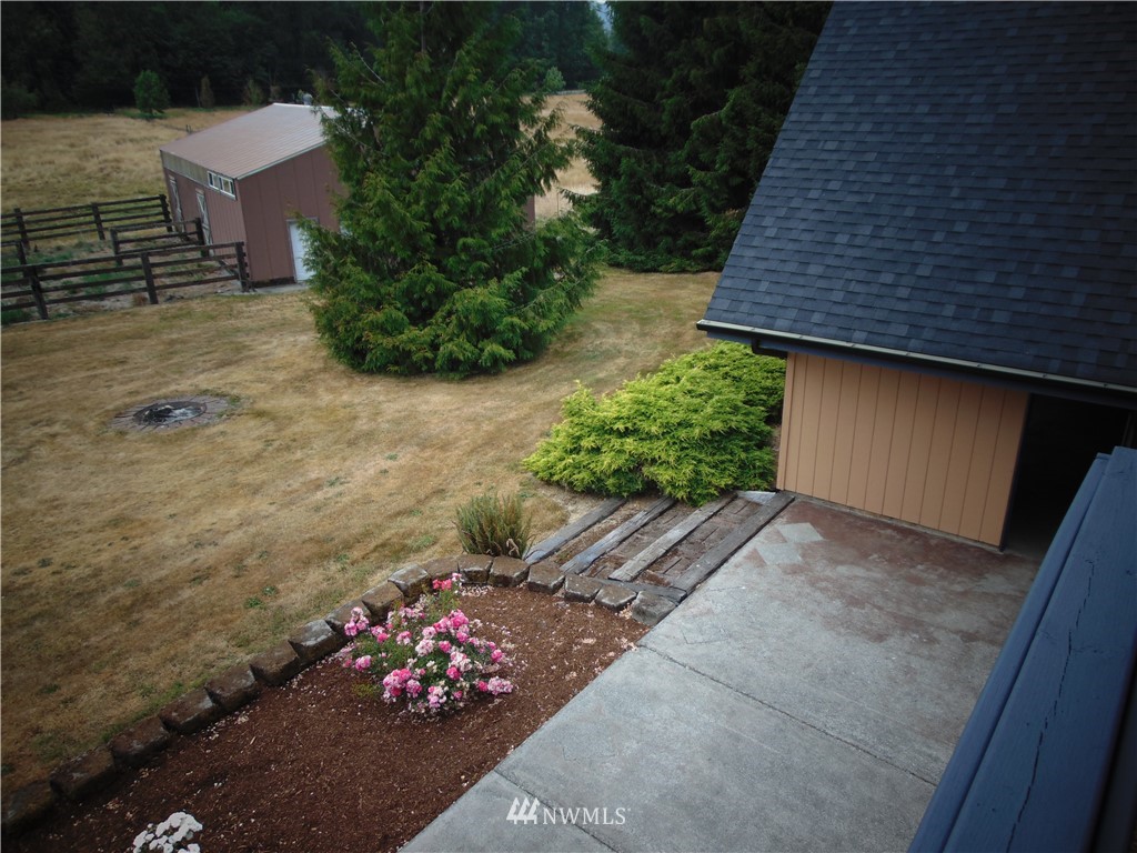 1266 Butler Creek Road Sedro-Woolley, WA 98284 - Photo 15 of 40