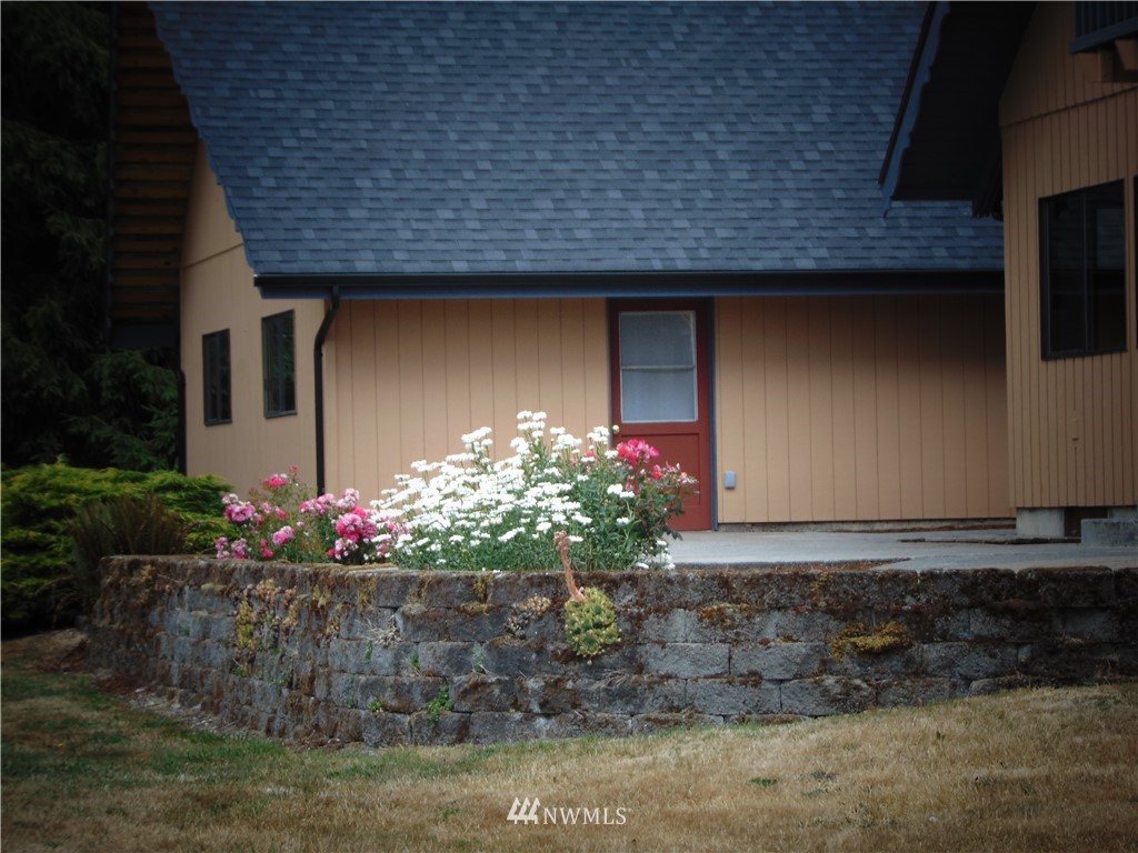 1266 Butler Creek Road Sedro-Woolley, WA 98284 - Photo 6 of 40