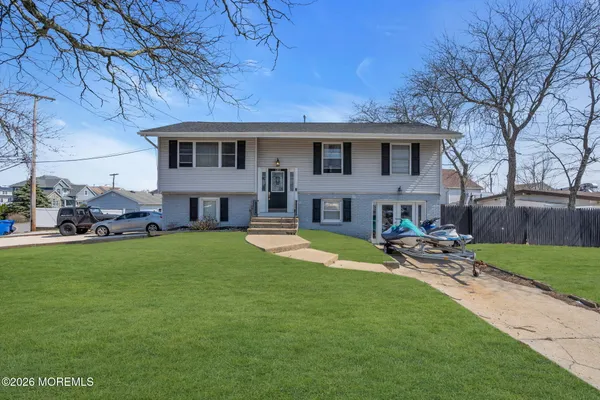 $699,000 | 1203 Fischer Boulevard, Toms River, NJ 08753