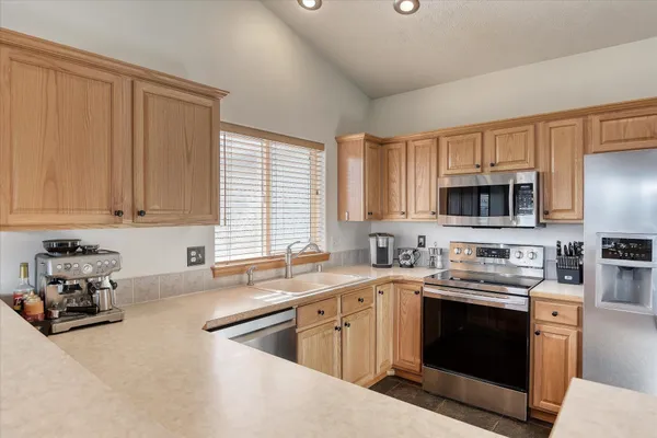 $823,900 | 6930 North Lynden Road, Otis Orchards, WA 99027
