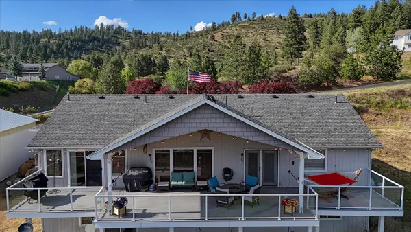 $823,900 | 6930 North Lynden Road, Otis Orchards, WA 99027