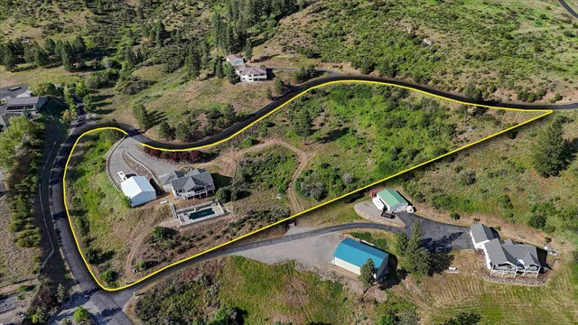 $879,999 | 6930 North Lynden Road, Otis Orchards, WA 99027