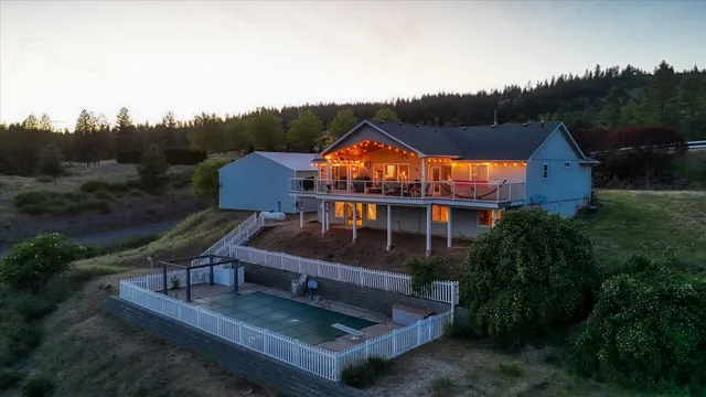 $879,999 | 6930 North Lynden Road, Otis Orchards, WA 99027