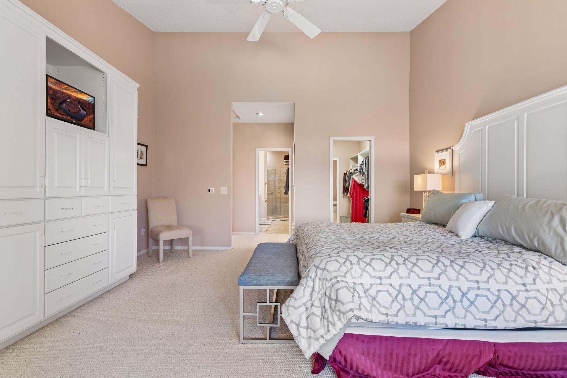 7052 Crowne Oak Road Eden Prairie, MN 55344 - Photo 32 of 58