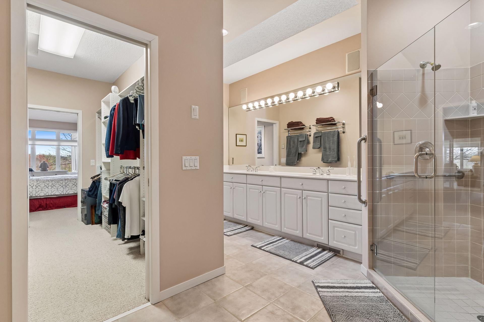 7052 Crowne Oak Road Eden Prairie, MN 55344 - Photo 35 of 58