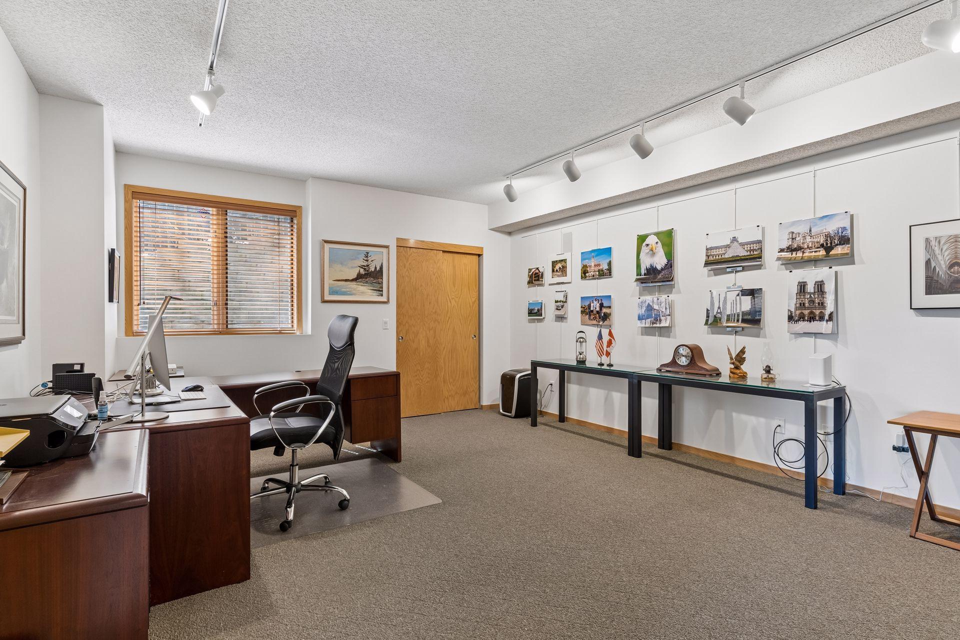 7052 Crowne Oak Road Eden Prairie, MN 55344 - Photo 48 of 58