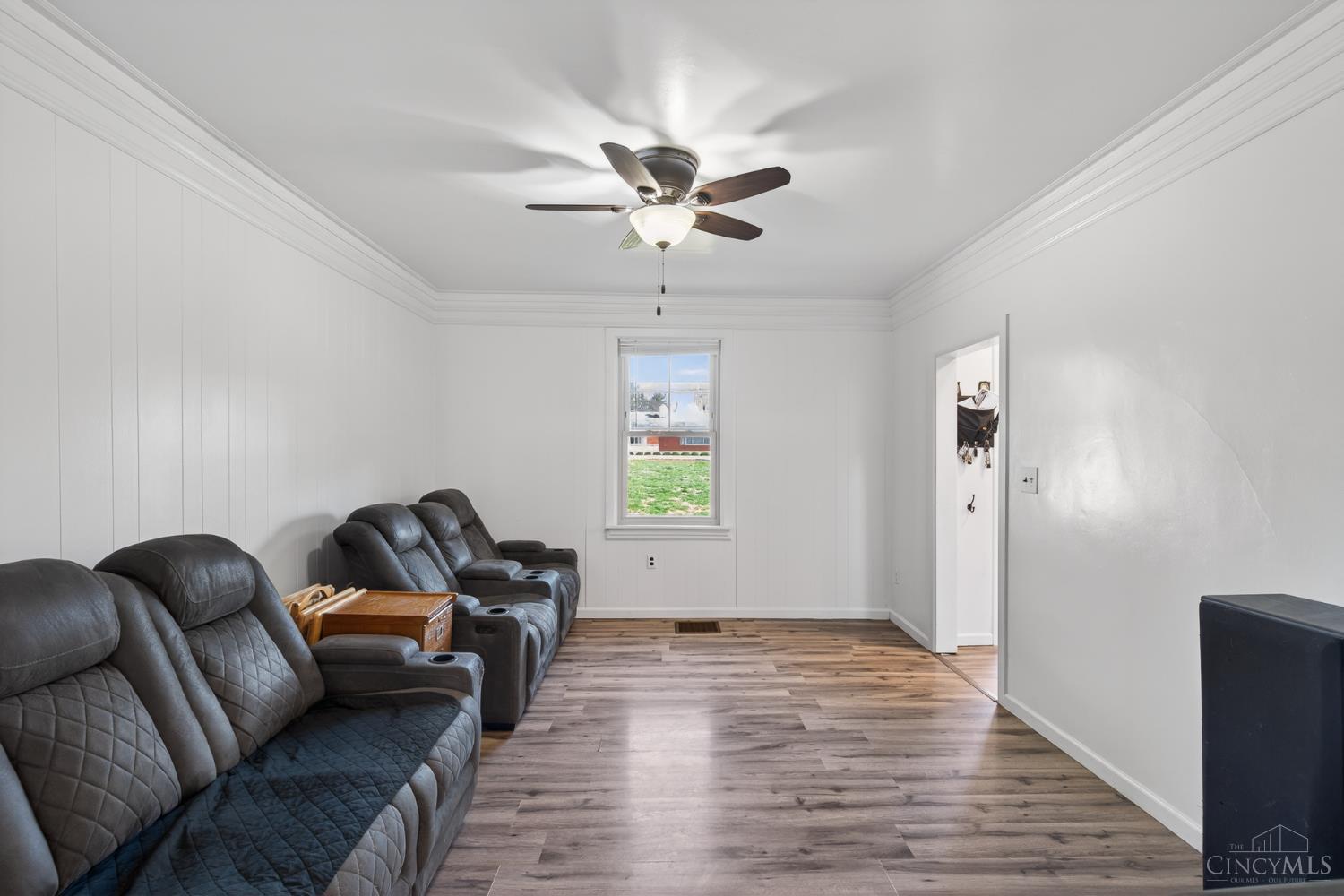 6823 Thompson Road Cincinnati, OH 45247 - Photo 13 of 53