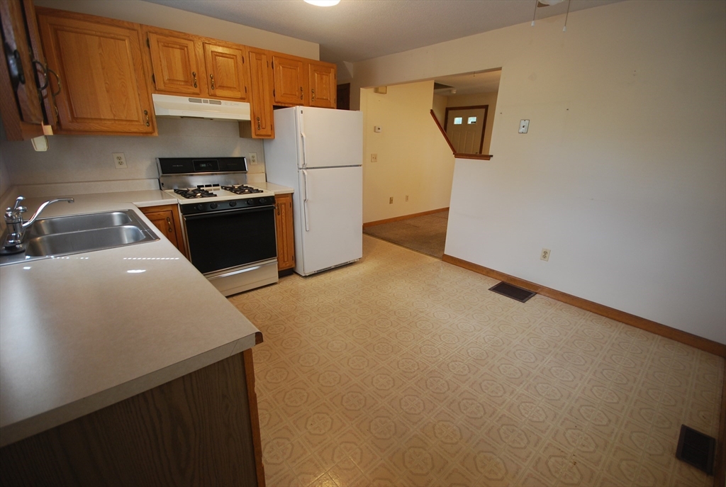 44-46 Middle Street Springfield, MA 01104 - Photo 25 of 42
