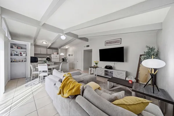 $1,850 | 4102 Sherwood Lane, Unit 8, Houston, TX 77092
