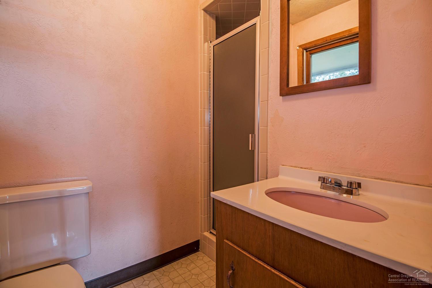 63385 Hamehook Road Bend, OR 97701 - Photo 9 of 25 Additional Photo