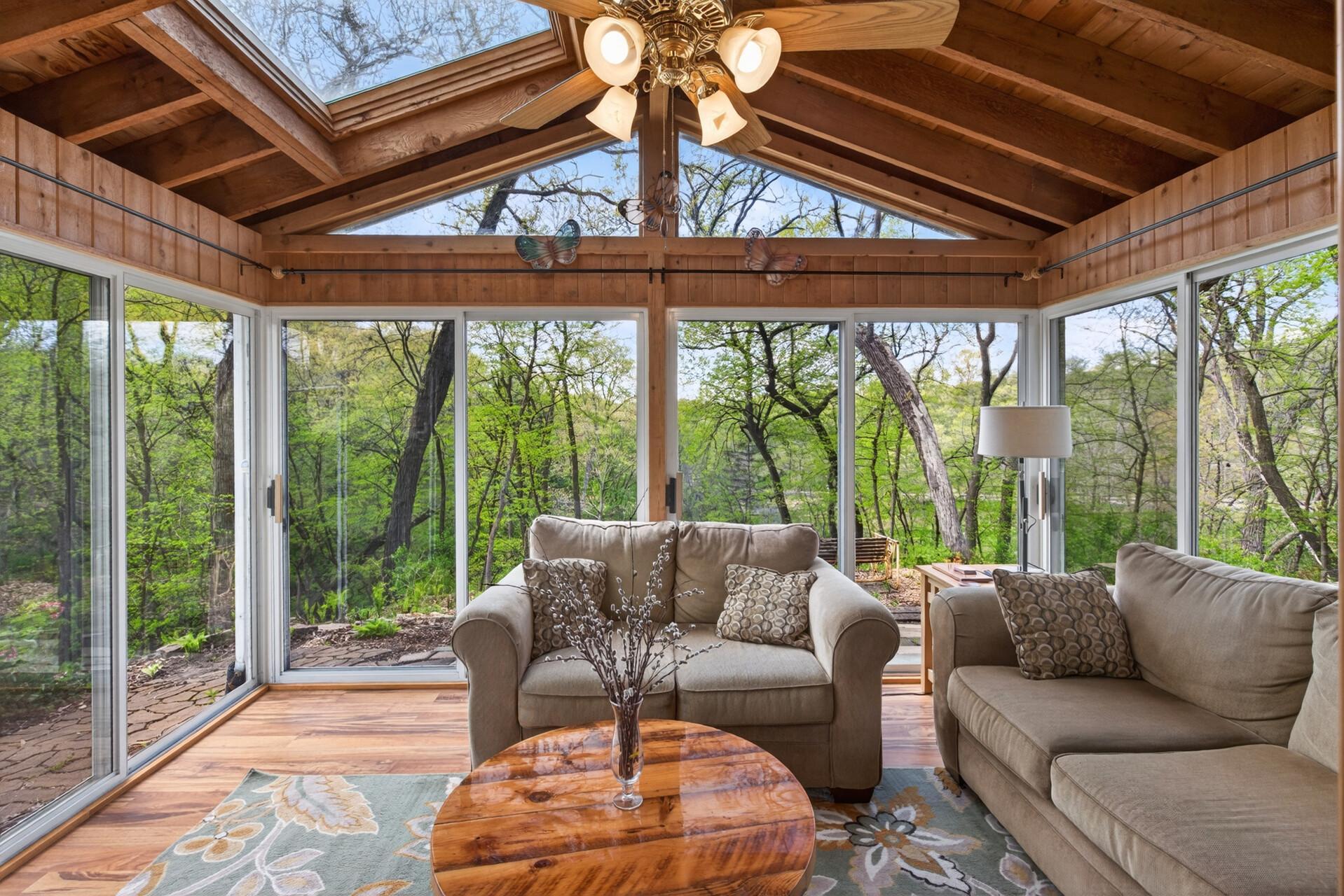9551 Riverview Road Eden Prairie, MN 55347 - Photo 8 of 25 Gallery Image 8