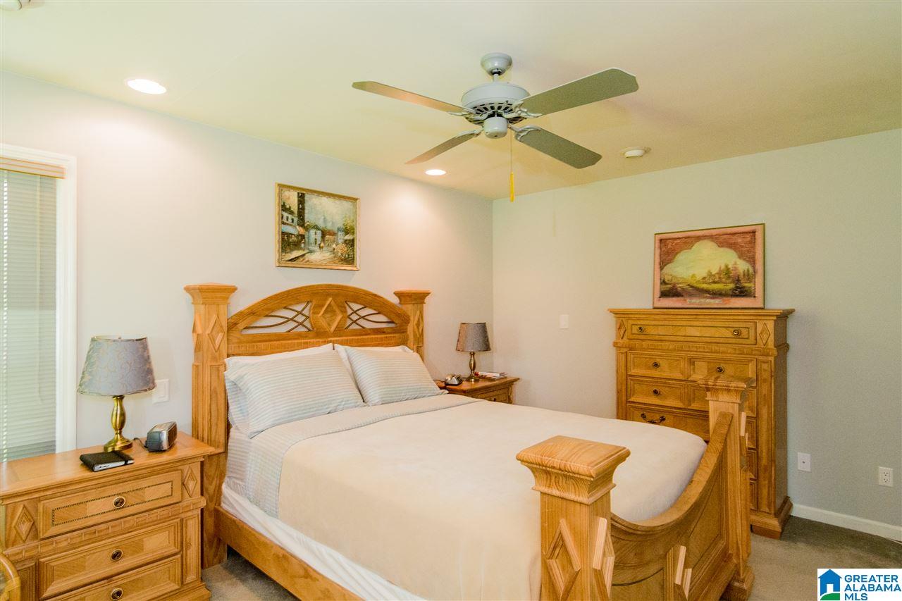 237 South Wood Road Birmingham, AL 35209 - Photo 16 of 31