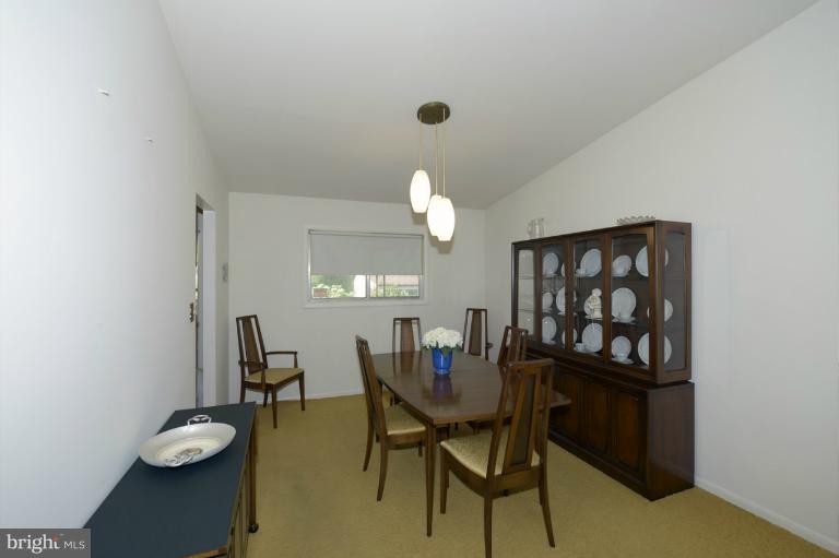3708 Pinelea Road Baltimore, MD 21244 - Photo 8 of 21 Dining Room