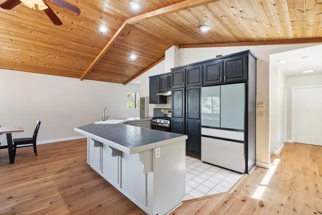 $2,695,000 | 16035 Oak Glen Avenue, Morgan Hill, CA 95037