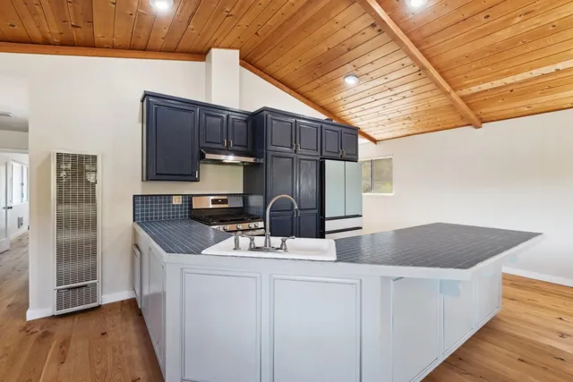 $2,695,000 | 16035 Oak Glen Avenue, Morgan Hill, CA 95037