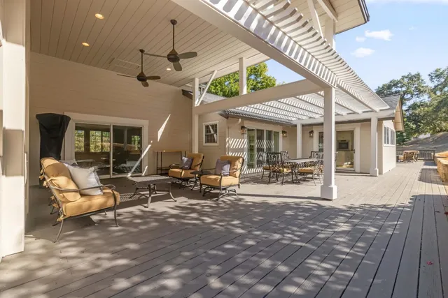 $2,695,000 | 16035 Oak Glen Avenue, Morgan Hill, CA 95037