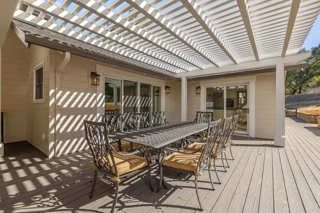 $2,695,000 | 16035 Oak Glen Avenue, Morgan Hill, CA 95037