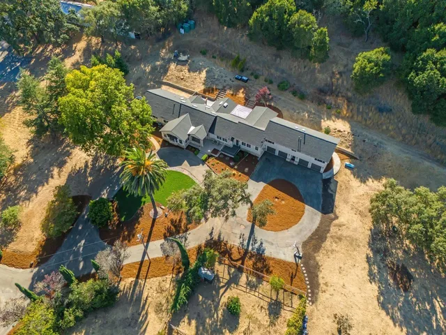 $2,695,000 | 16035 Oak Glen Avenue, Morgan Hill, CA 95037
