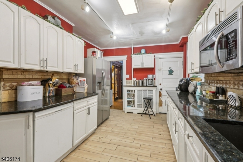 185 State Street Bloomfield, NJ 07003 - Photo 7 of 30