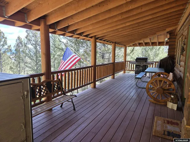 $750,500 | 44 Porcupine Drive, Dubois, WY 82513
