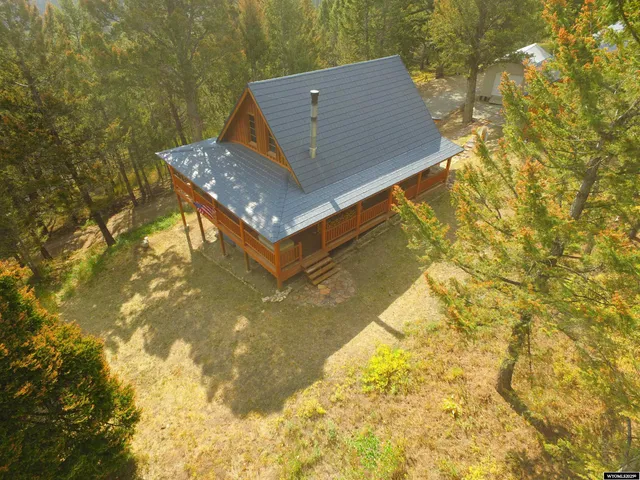 $750,500 | 44 Porcupine Drive, Dubois, WY 82513