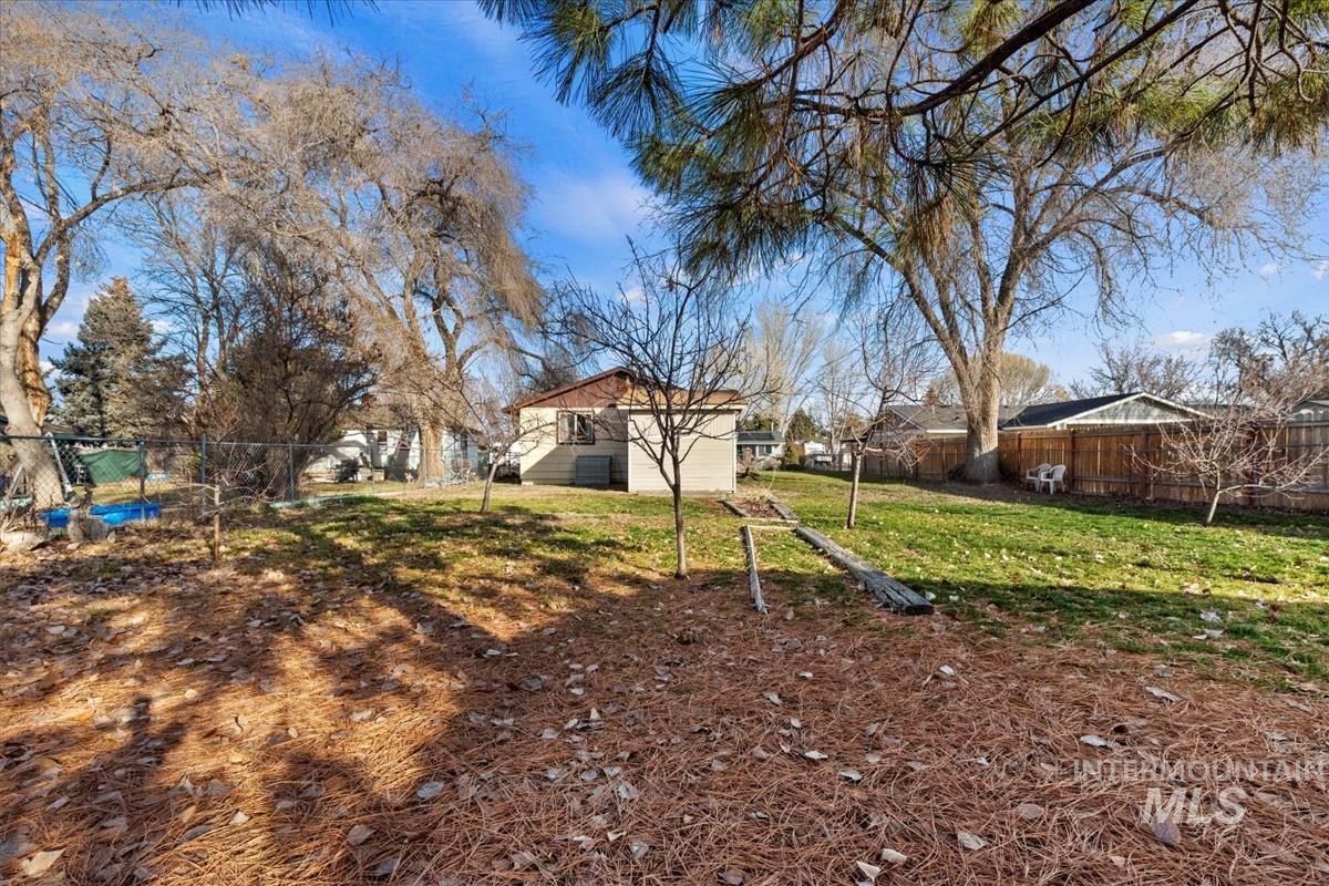 351 East 3rd Street Kuna, ID 83634 - Photo 37 of 42 View of fenced yard
