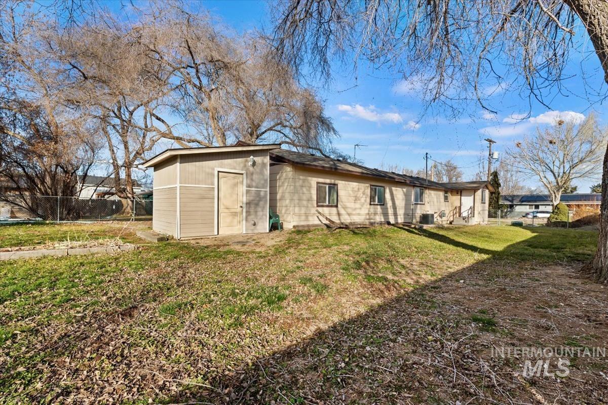 351 East 3rd Street Kuna, ID 83634 - Photo 39 of 42 Rear view of house