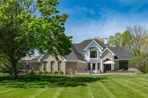 $1,449,000 | W307N2873 Fieldwood Drive, Delafield, WI 53072