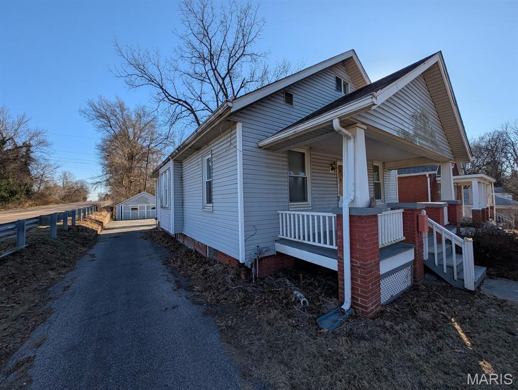 408 South 15th Street Belleville, IL 62220 - Photo 4 of 26