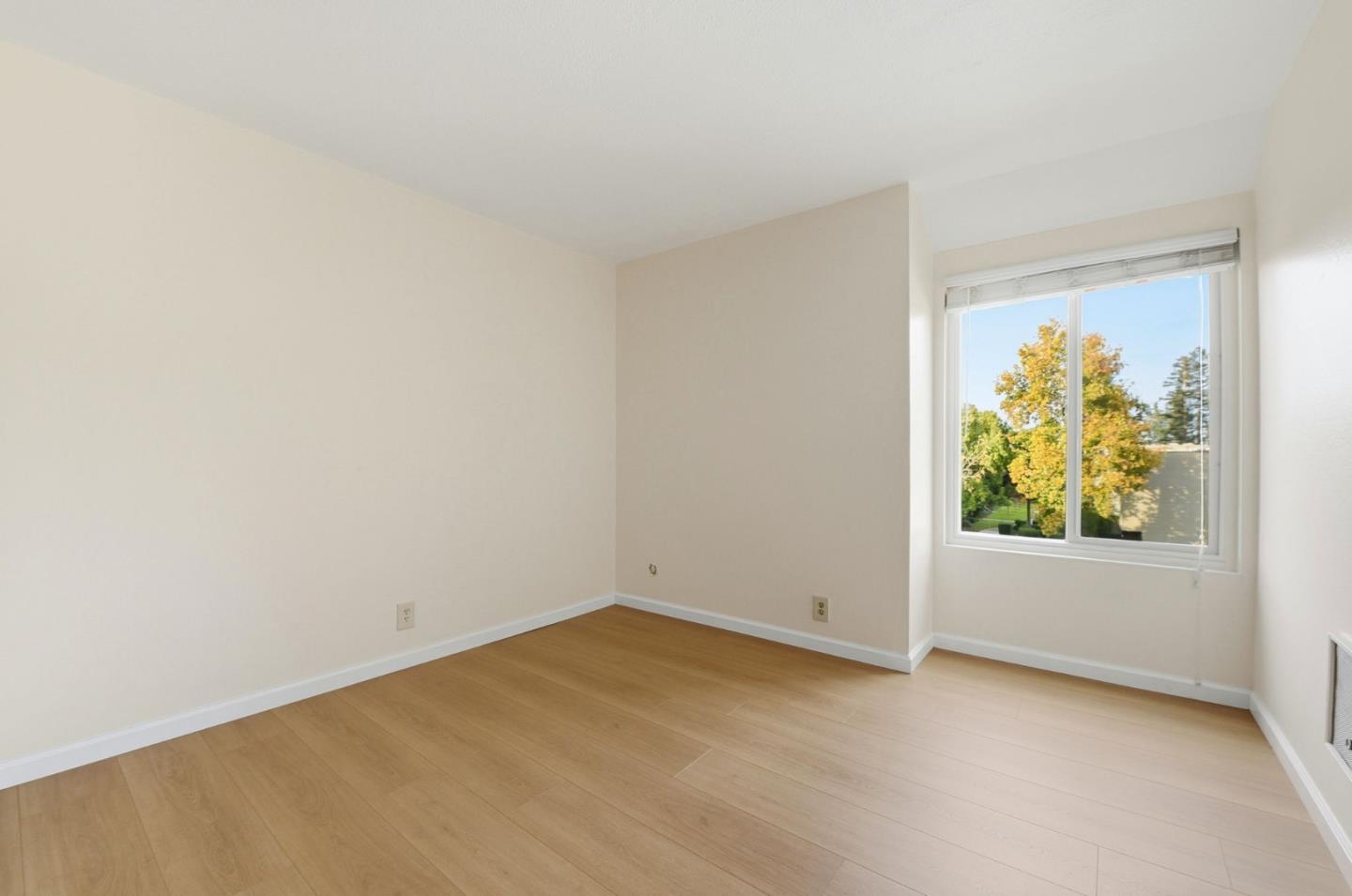 460 Auburn Way, Unit 5 San Jose, CA 95129 - Photo 15 of 38