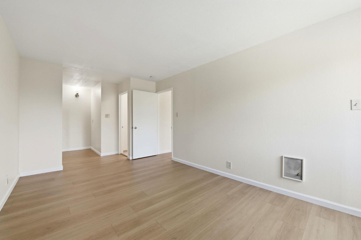 460 Auburn Way, Unit 5 San Jose, CA 95129 - Photo 23 of 38