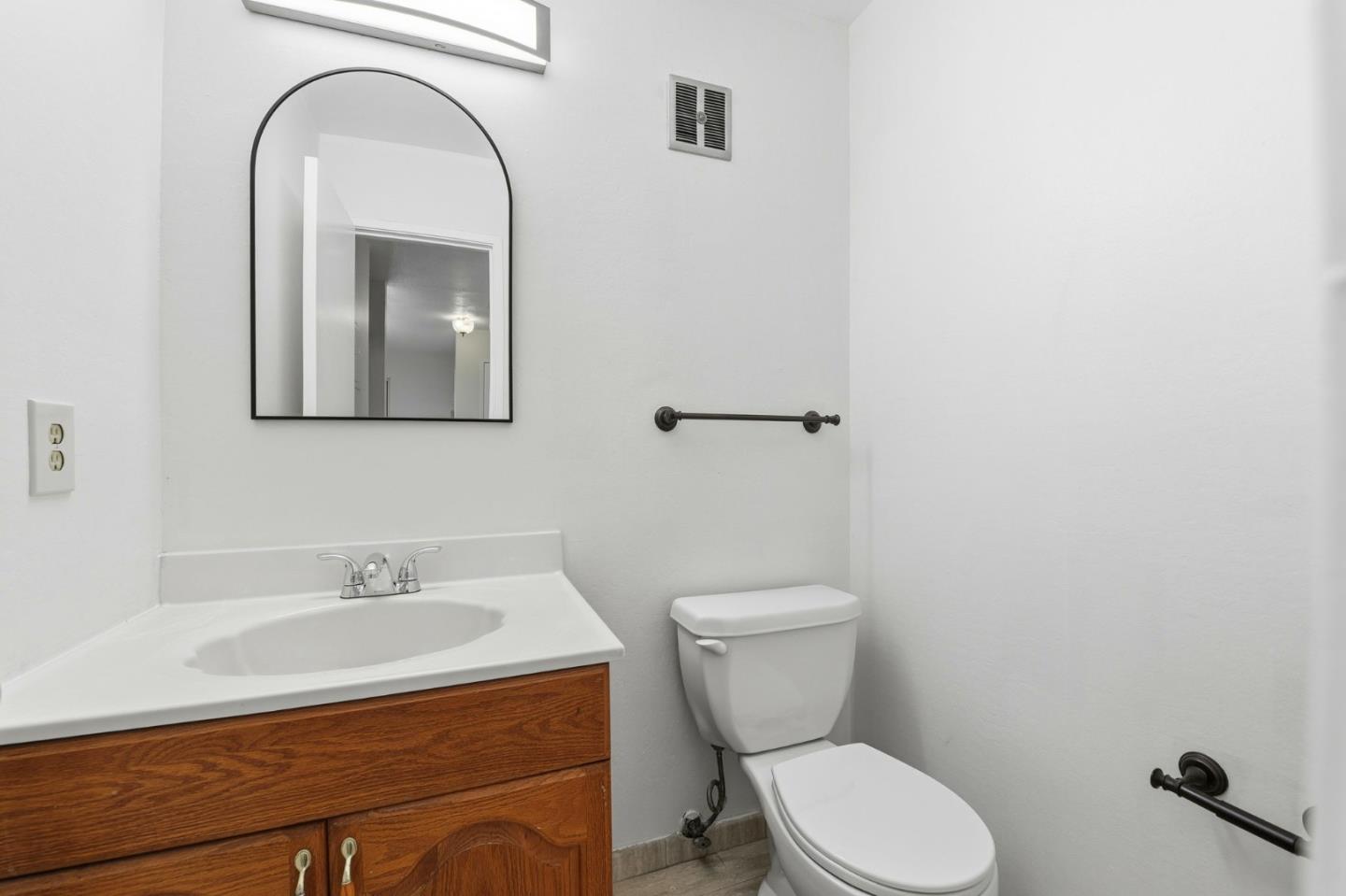 460 Auburn Way, Unit 5 San Jose, CA 95129 - Photo 25 of 38