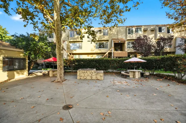 $598,000 | 460 Auburn Way, Unit 5, San Jose, CA 95129