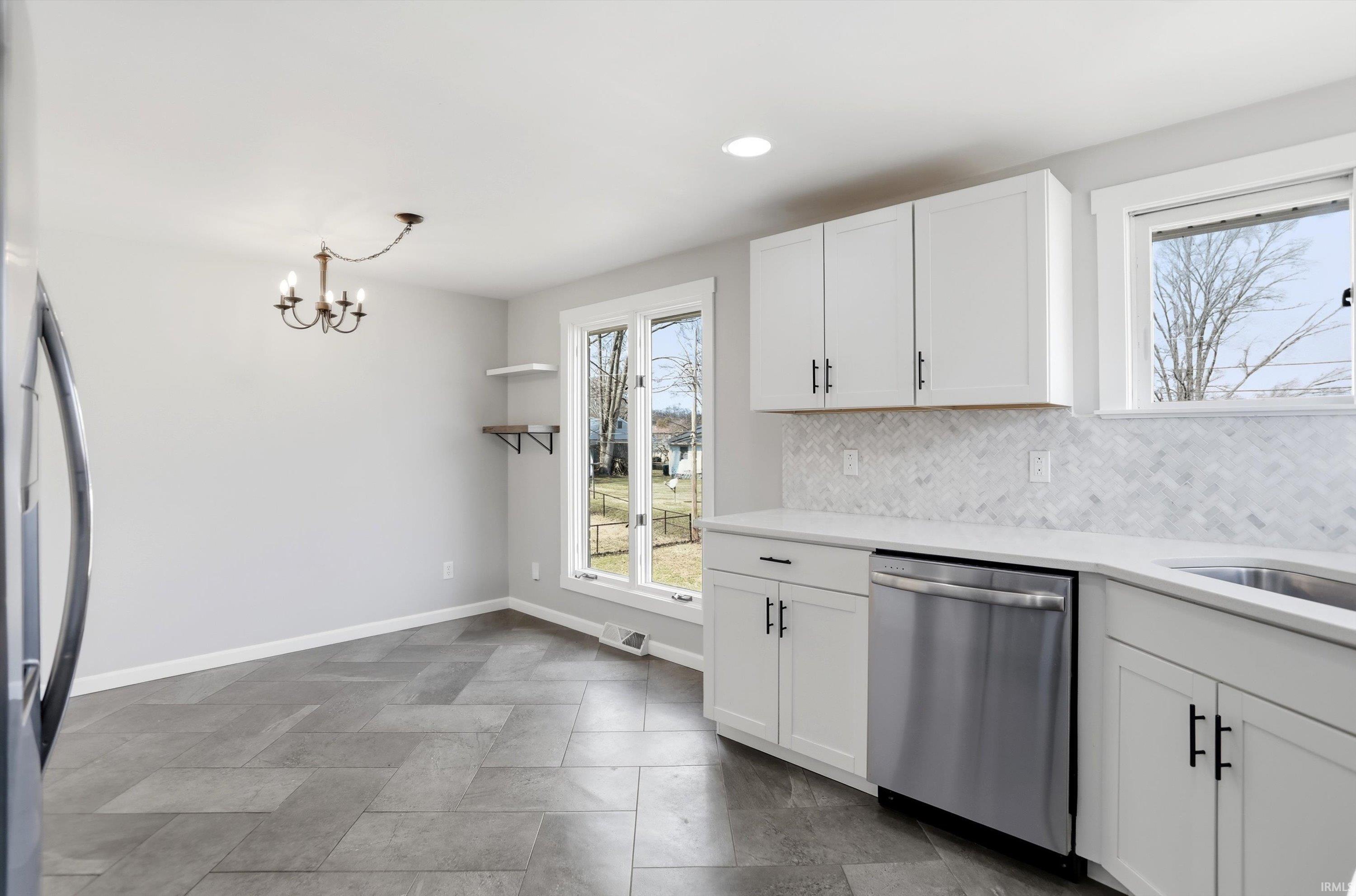 542 West Green Road Bloomington, IN 47403 - Photo 11 of 35