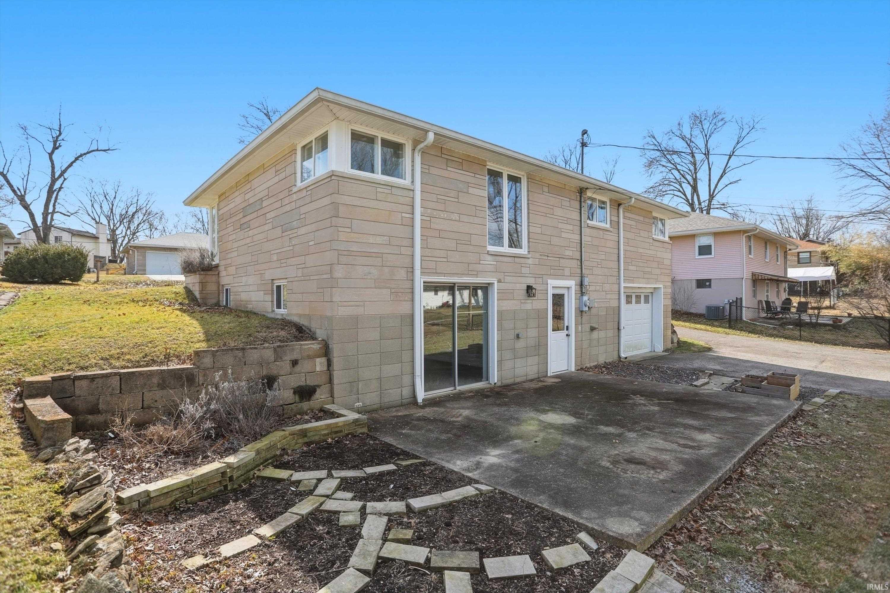 542 West Green Road Bloomington, IN 47403 - Photo 32 of 35