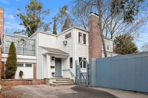 $1,650,000 | 497-499 Mt Auburn Street, Cambridge, MA 02138