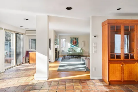 $1,650,000 | 497-499 Mt Auburn Street, Cambridge, MA 02138