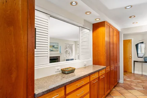 $1,650,000 | 497-499 Mt Auburn Street, Cambridge, MA 02138