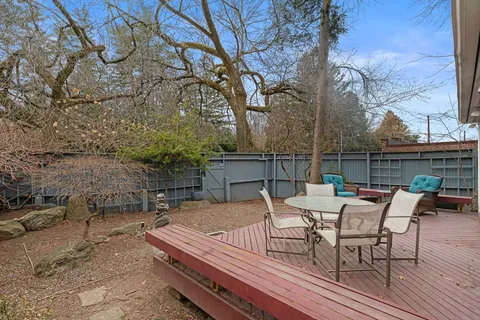 $1,650,000 | 497-499 Mt Auburn Street, Cambridge, MA 02138