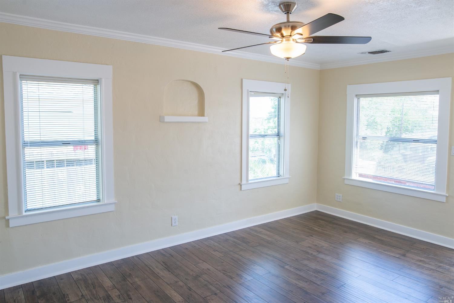 230 South 3rd Street Rio Vista, CA 94571 - Photo 10 of 27