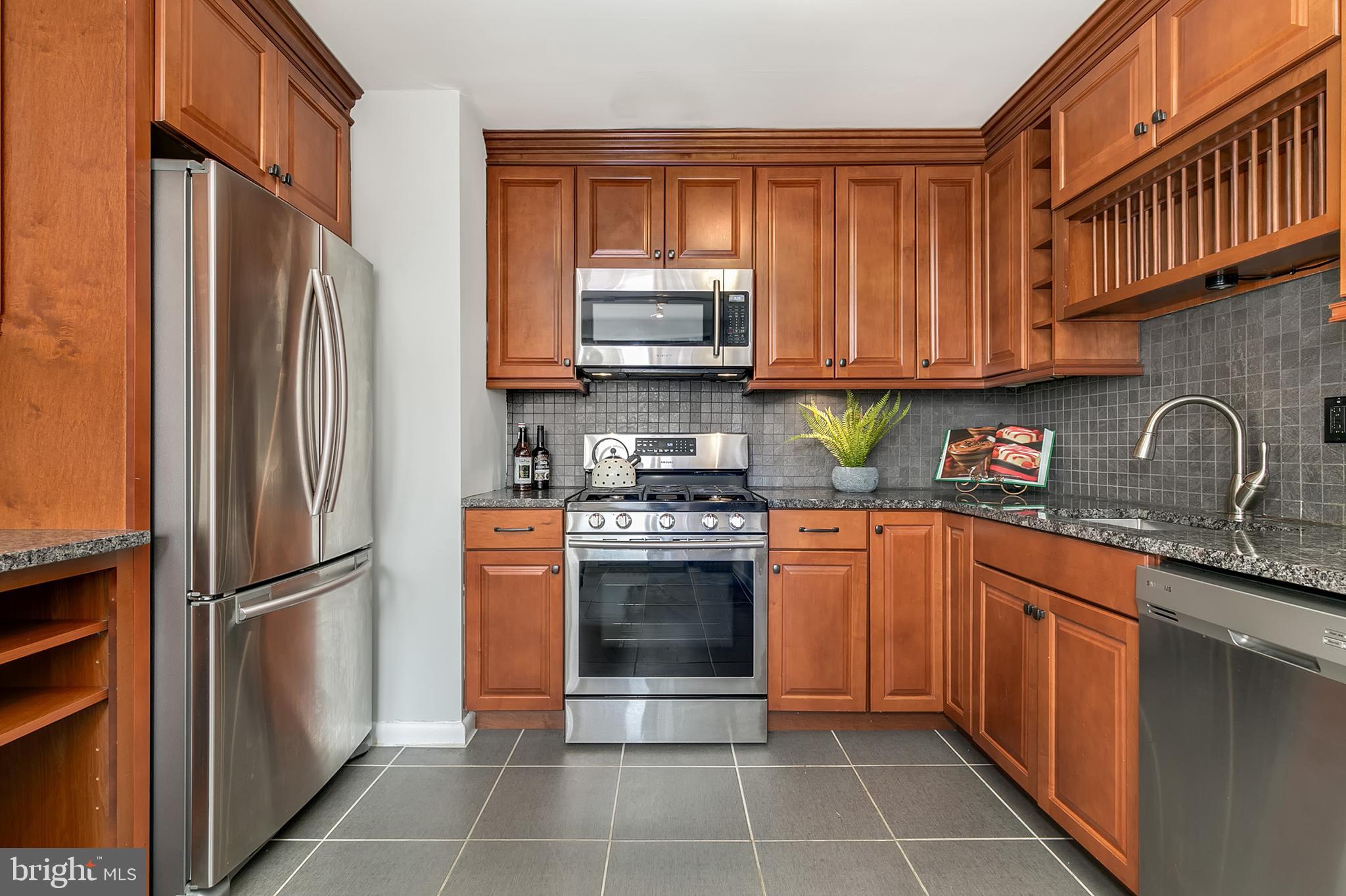 2400 41st Street Northwest, Unit 515 Washington, DC 20007 - Photo 11 of 23